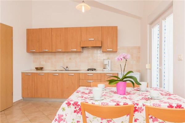 Apartment A5, for 4 persons