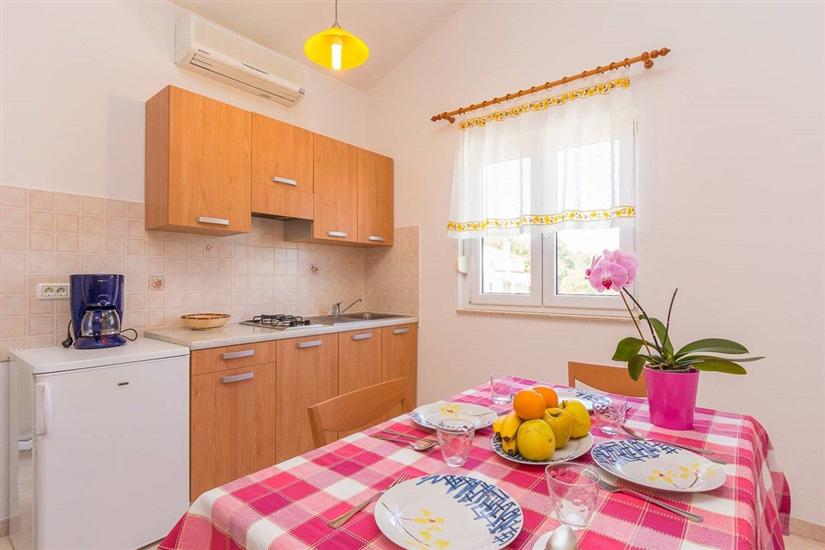 Apartment A6, for 4 persons
