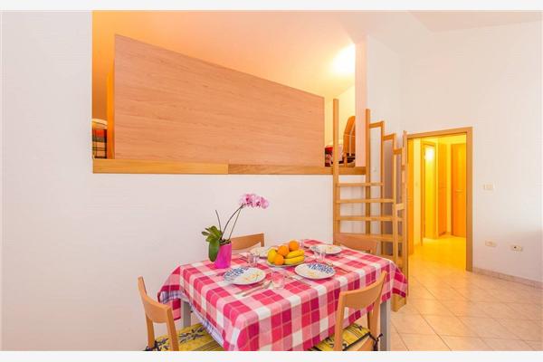 Apartment A6, for 4 persons