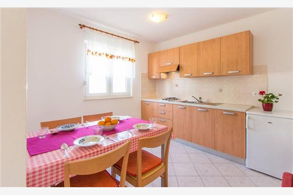 Apartment A2, for 4 persons