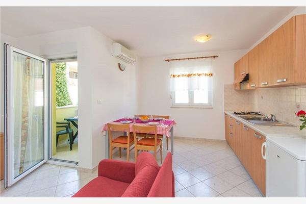 Apartment A2, for 4 persons