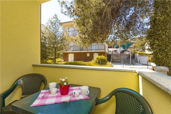 Apartment A2, for 4 persons