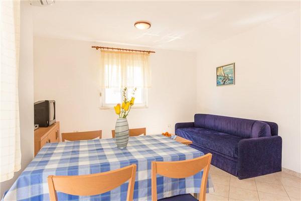 Apartment A1, for 4 persons