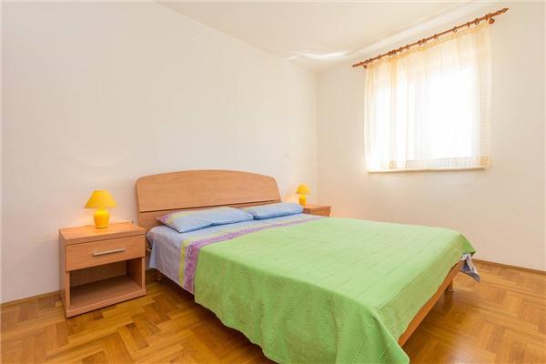 Apartment A1, for 4 persons
