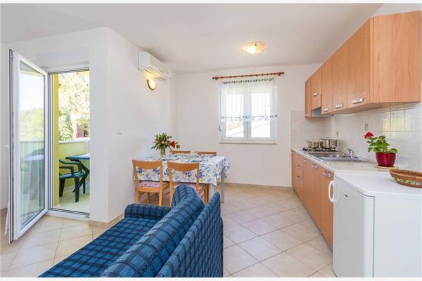 Apartment A4, for 4 persons