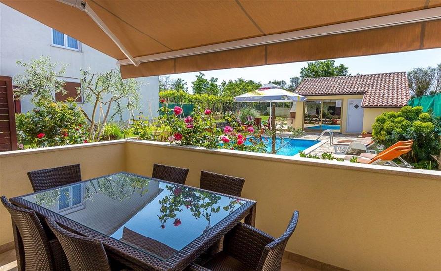 Apartment A1, for 8 persons