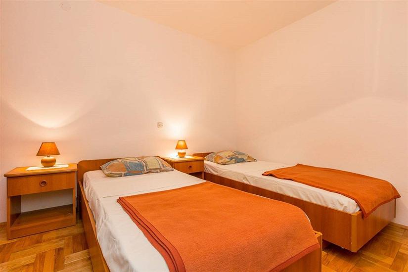 Apartment A2, for 4 persons