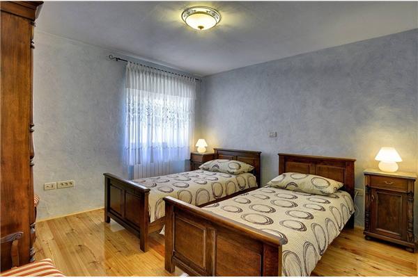 House K1, for 8 persons