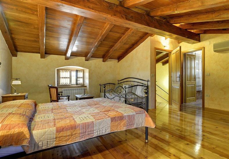 House K1, for 8 persons