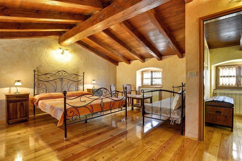 House K1, for 8 persons