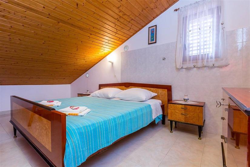 House K1, for 9 persons