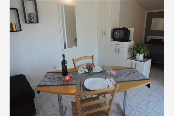 Apartment A1, for 2 persons