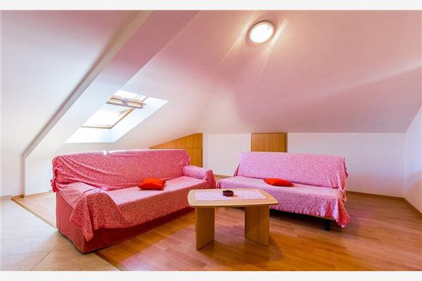 Апартаменты A8, для 7 лиц