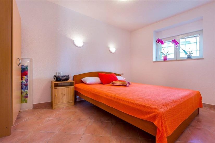 Apartment A2, for 5 persons