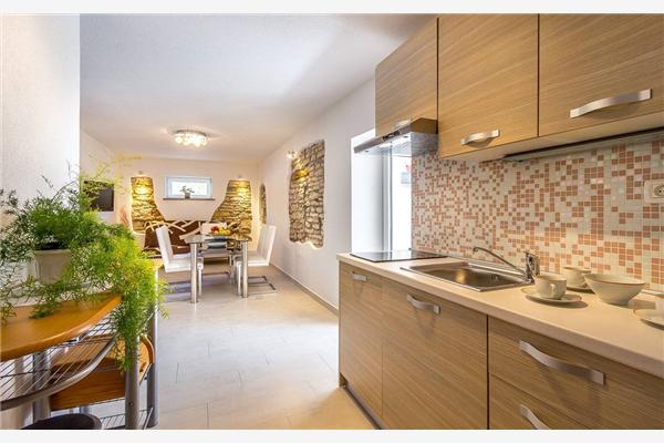 Apartment A2, for 5 persons