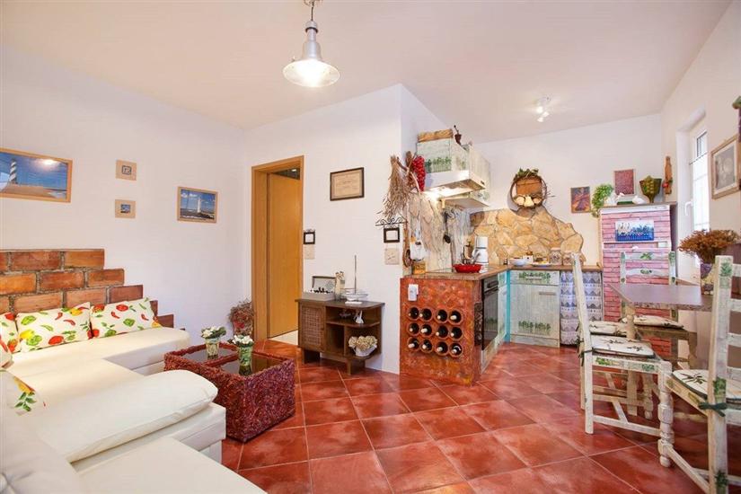 Apartment A7, for 4 persons