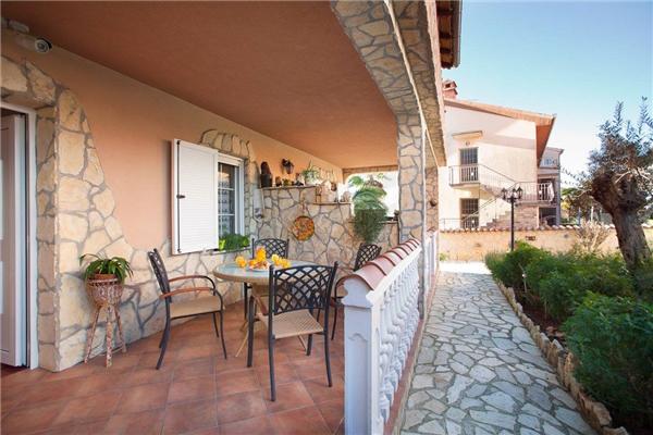 Apartment A7, for 4 persons