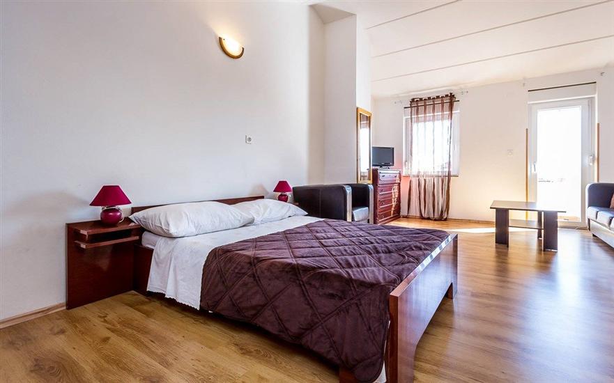 Apartman A1, na 8 osebe