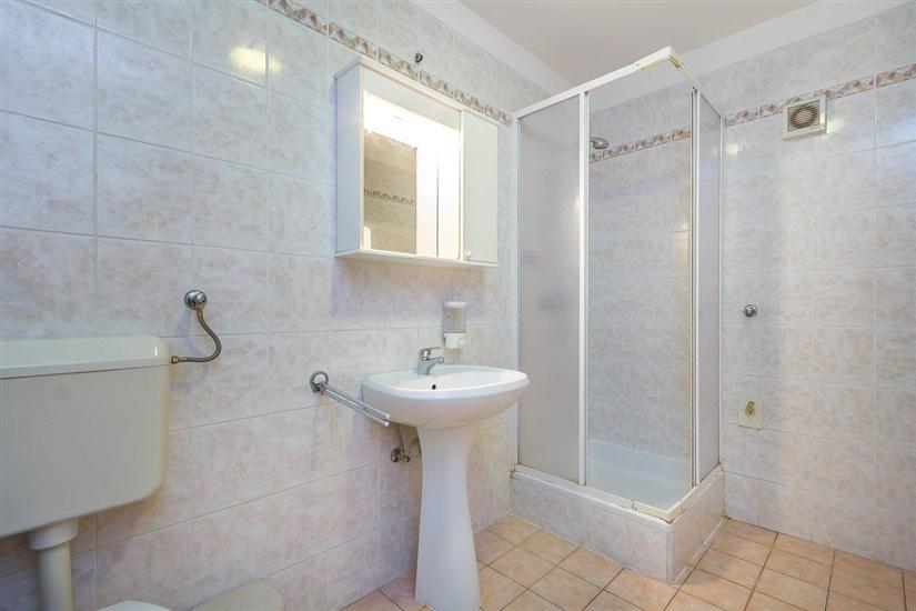 Apartman A1, na 8 osebe