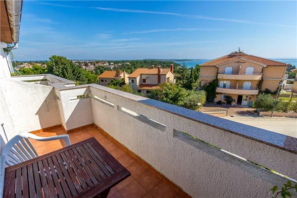 Apartman A1, na 8 osebe