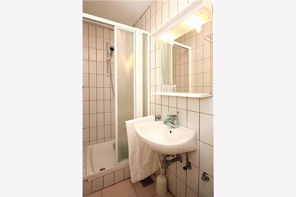 House K1, for 9 persons