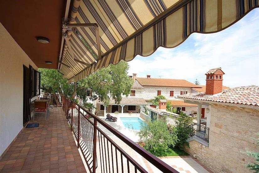 Apartment A2, for 5 persons