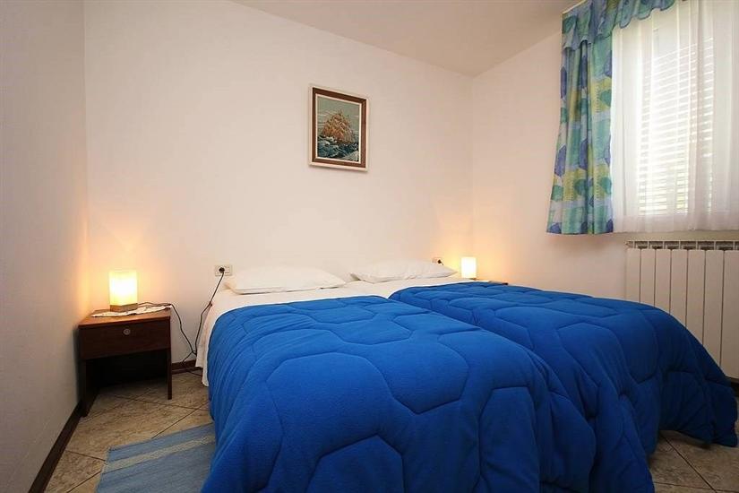 Apartment A2, for 5 persons