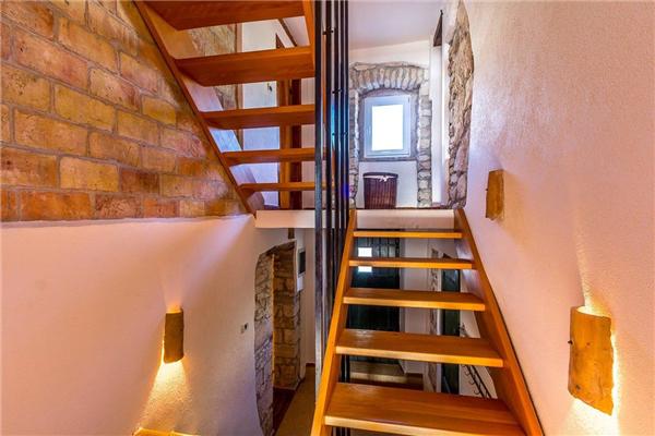 House K1, for 8 persons