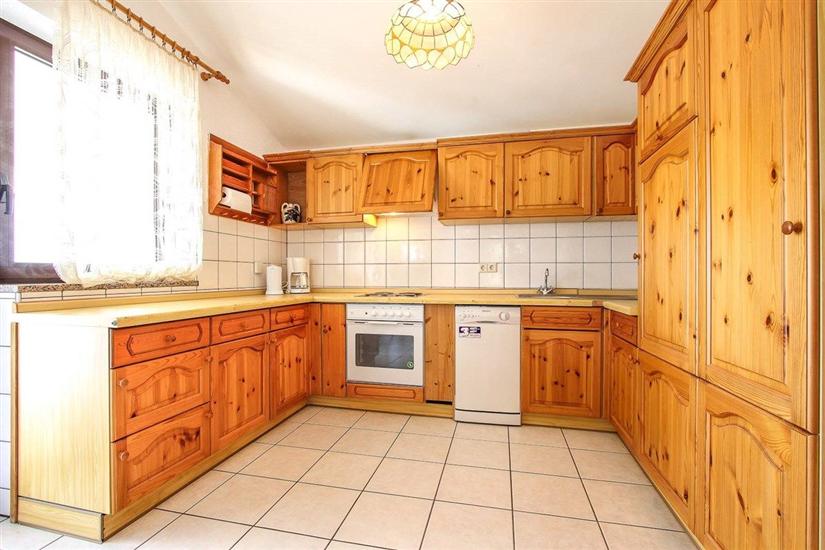 Apartment A1, for 5 persons