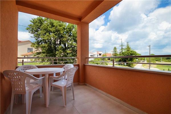 Apartment A1, for 5 persons