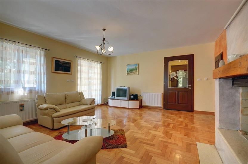 House K1, for 8 persons