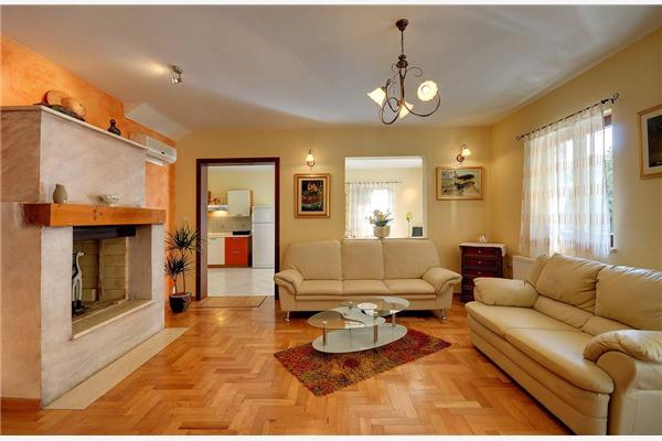 House K1, for 8 persons