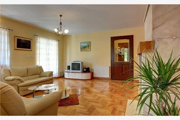 House K1, for 8 persons