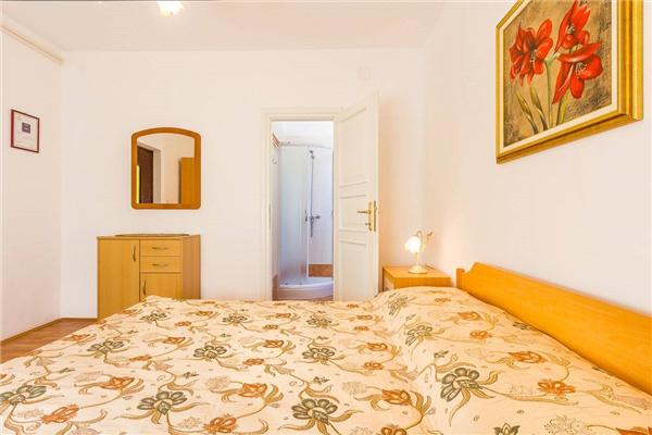 Apartment A1, for 4 persons