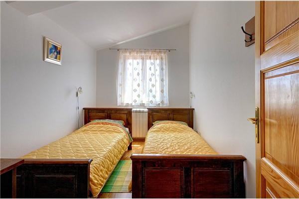 House K1, for 9 persons