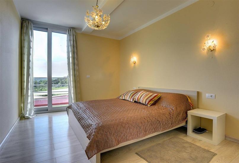 House K1, for 8 persons