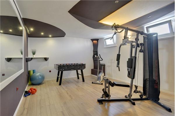 House K1, for 12 persons