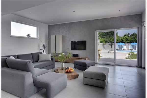 House K1, for 12 persons