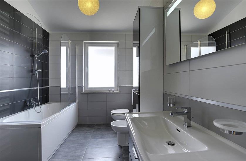 House K1, for 12 persons