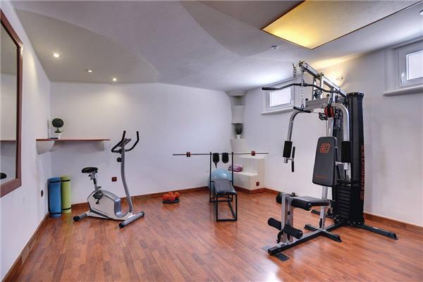 House K1, for 12 persons