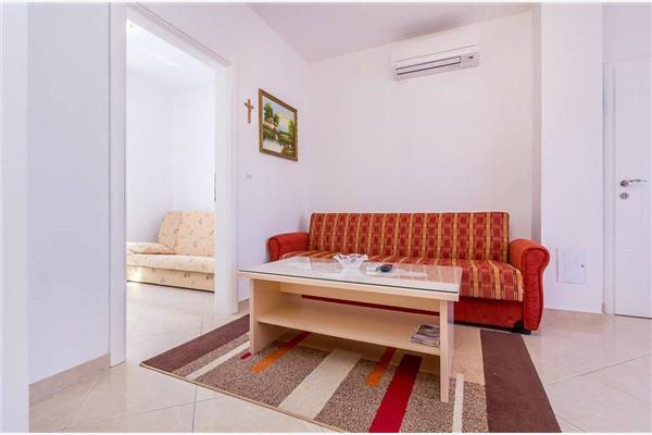 Apartment A2, for 5 persons