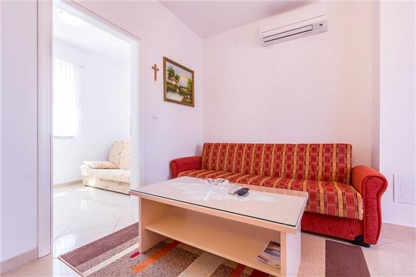 Apartment A2, for 5 persons