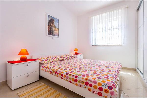 Apartment A2, for 5 persons