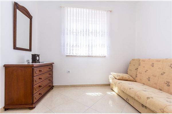 Apartment A2, for 5 persons