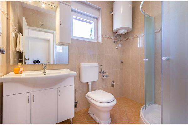 Apartment A2, for 5 persons