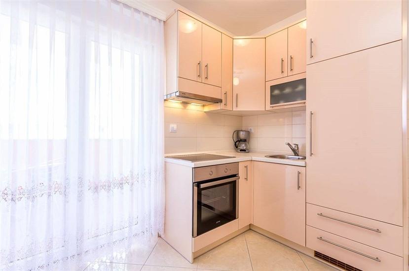 Apartment A3, for 5 persons