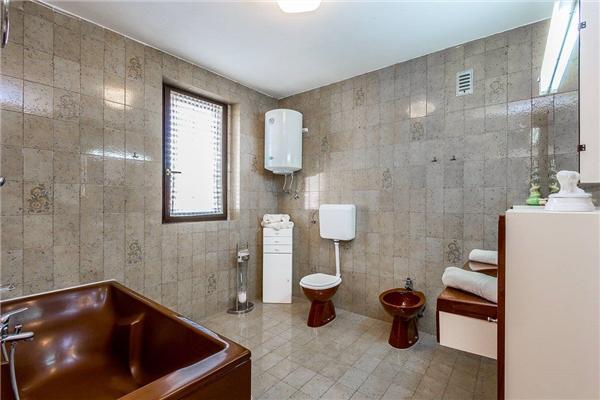 House K1, for 6 persons