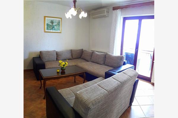 Apartment A1, for 6 persons