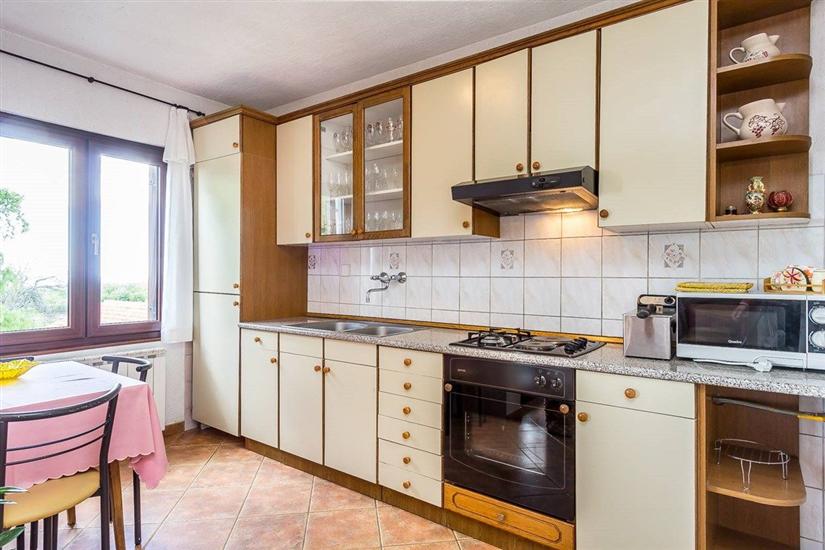 Apartment A1, for 6 persons