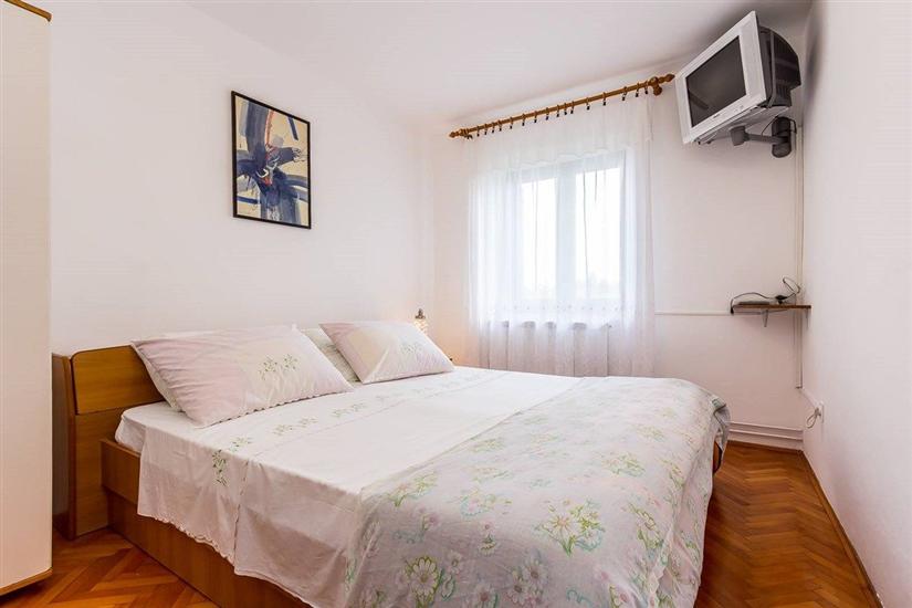 Apartment A1, for 6 persons